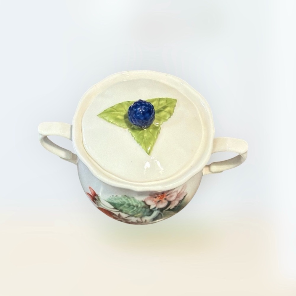 Lenox Spring Harvest Porcelain Sugar Bowl with Lid - Picture 3 of 5